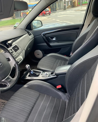 Renault Laguna cena 28500 przebieg: 246300, rok produkcji 2015 z Strzegom małe 37